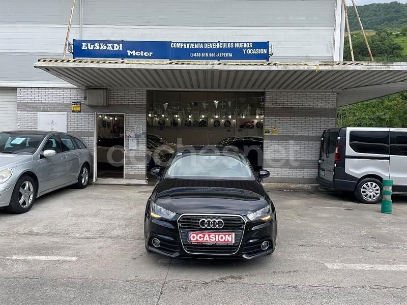 Usado Audi A1 Attraction 105 CV (77 kW) 2010 Negro Utilitario