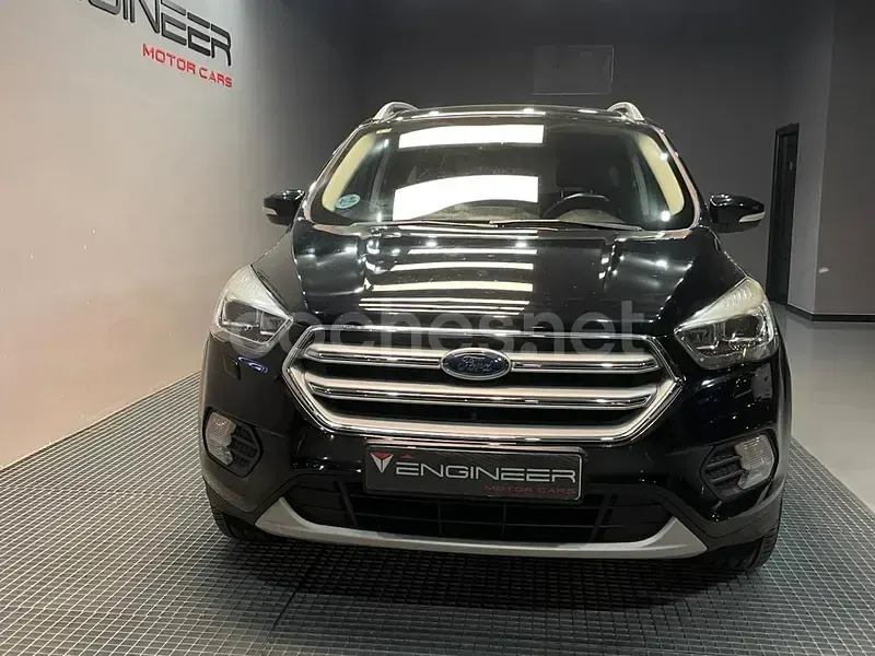Usado Ford Kuga ST-Line 120 CV (88 kW) 2018 Negro SUV