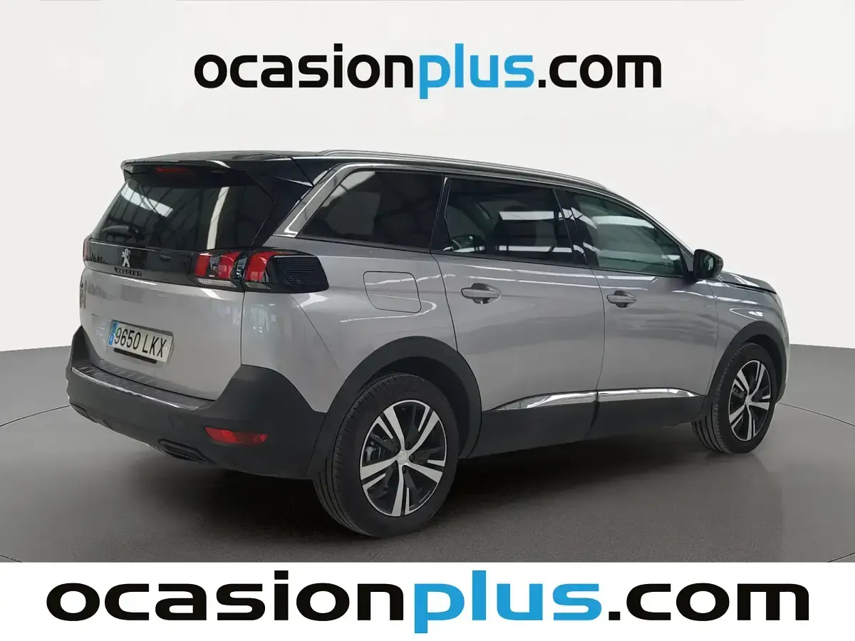 Używany Peugeot 5008 Allure 130 KM (95 kW) 2020 Szary SUV