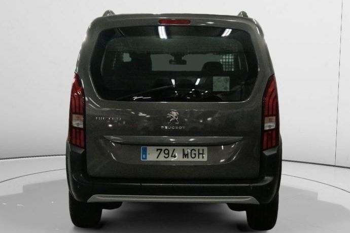 Usado Peugeot Rifter Allure 131 CV (96 kW) 2023 Monovolumen