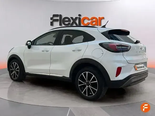 Usado Ford Puma Titanium 125 CV (91 kW) 2022 Blanco SUV