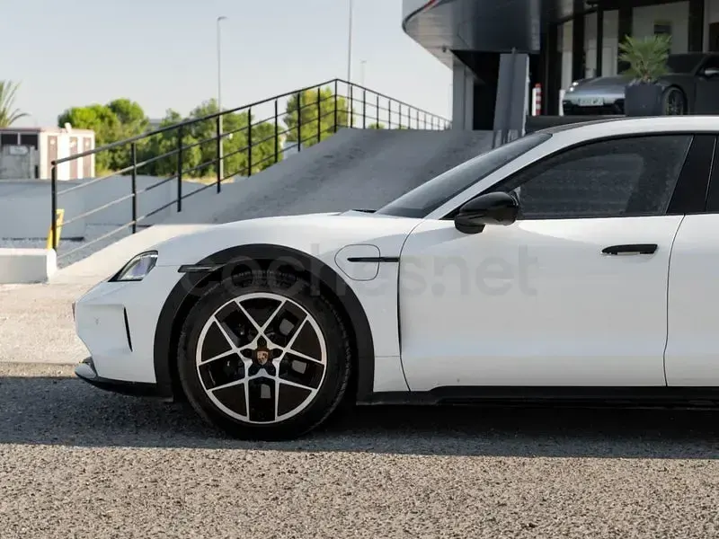 Usado Porsche Taycan Cross Turismo 300 kW (408 CV) 2025 Eléctrico Familiar