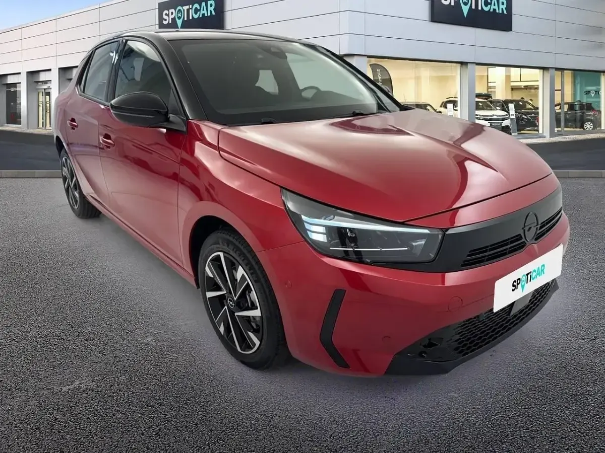 Usado Opel Corsa 100 CV (73 kW) 2025 Rojo Utilitario