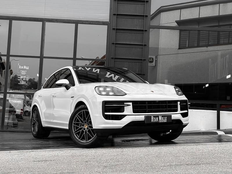 Usado Porsche Cayenne 470 CV (345 kW) 2023 Blanco SUV