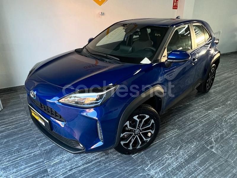 Azul Usado 2022 Toyota Yaris Cross Plus SUV | 20.990 € (Buen precio) - Imagen 1/4