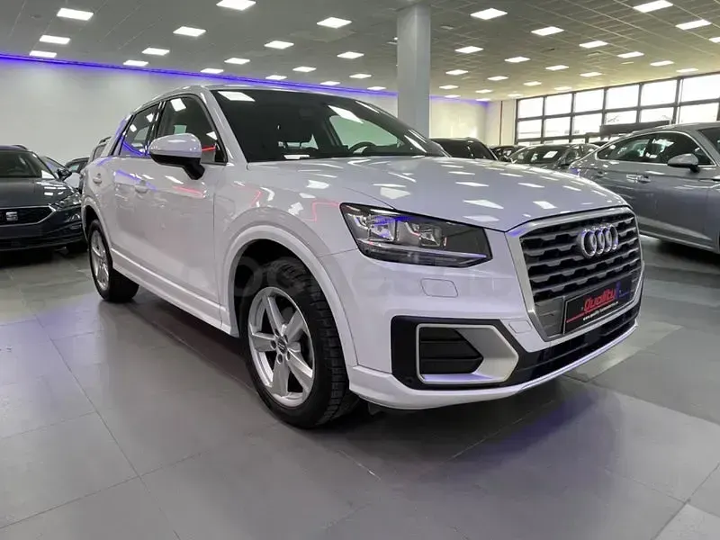 Usado Audi Q2 Sport 116 CV (85 kW) 2019 Blanco SUV