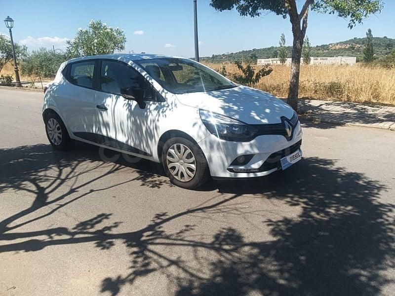 Usado Renault Clio IV Business 75 CV (55 kW) 2019 Blanco Berlina
