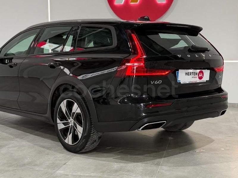 Usado Volvo V60 CC 190 CV (139 kW) 2020 Negro Familiar