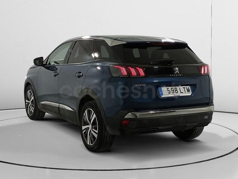 Usado Peugeot 3008 Allure 131 CV (96 kW) 2021 Azul SUV