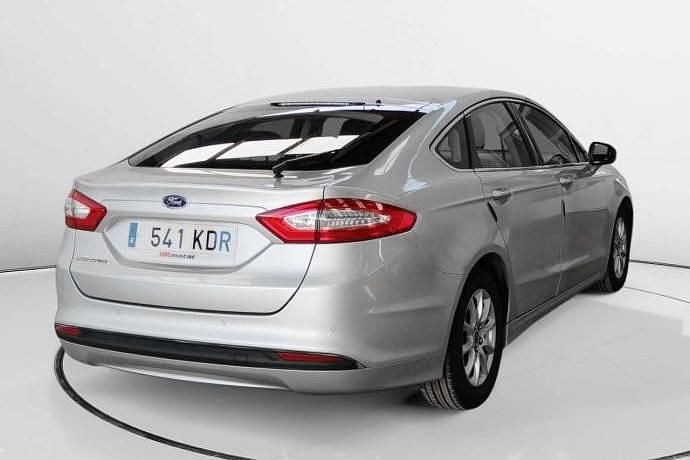 Usado Ford Mondeo Business Edition 150 CV (110 kW) 2017