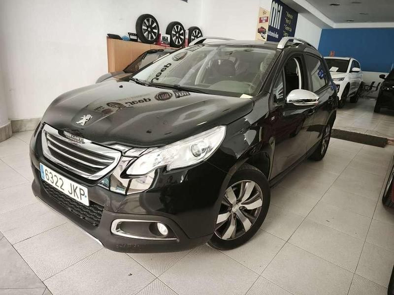 Negro Usado 2015 Peugeot 2008 Style SUV | 7890 € (Buen precio) - Imagen 1/4