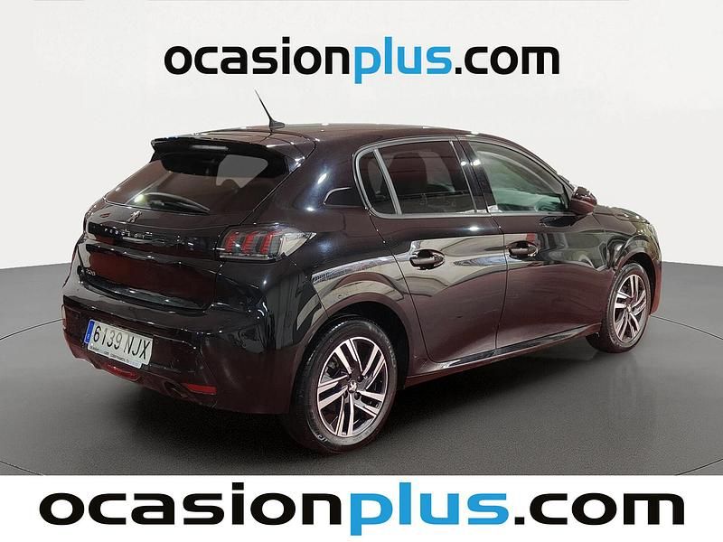 Usado Peugeot 208 Allure 100 CV (73 kW) 2023 Negro Utilitario