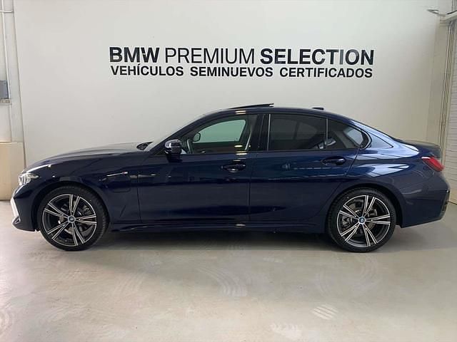 Usado BMW 320e Shadowline 204 CV (150 kW) 2024 Azul Berlina