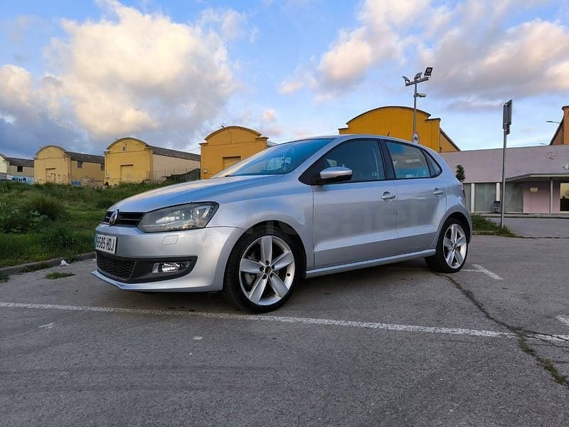 Usado VW Polo Sport 105 CV (77 kW) 2011 Gris / plata Utilitario