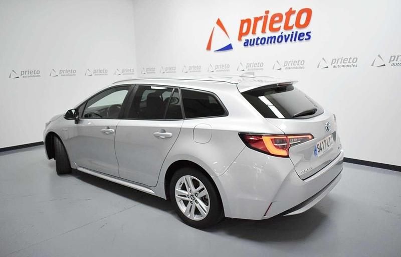 Usado Toyota Corolla Active 122 CV (89 kW) 2021 Gris Familiar