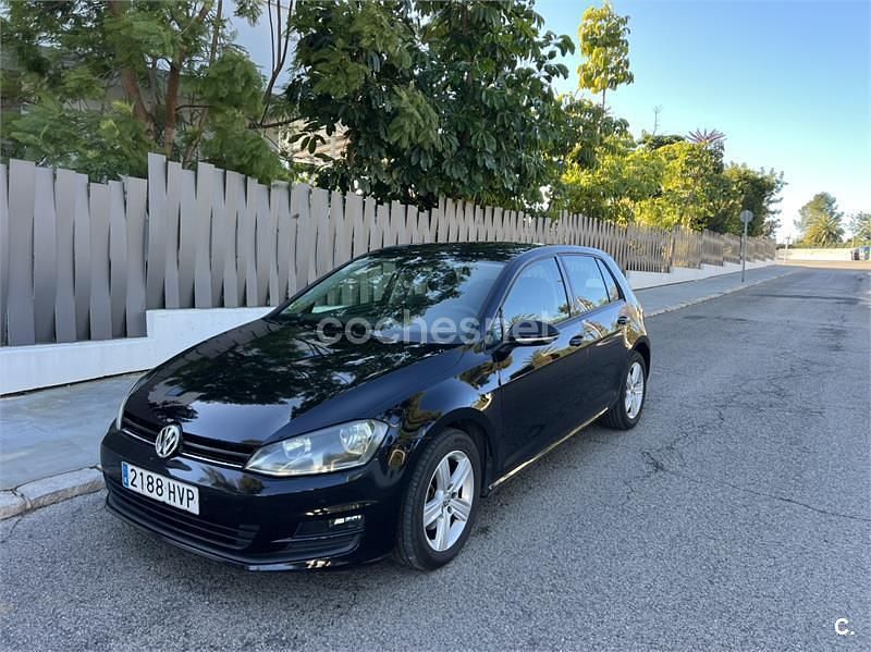 Usado VW Golf VII 110 CV (80 kW) 2014 Negro Berlina