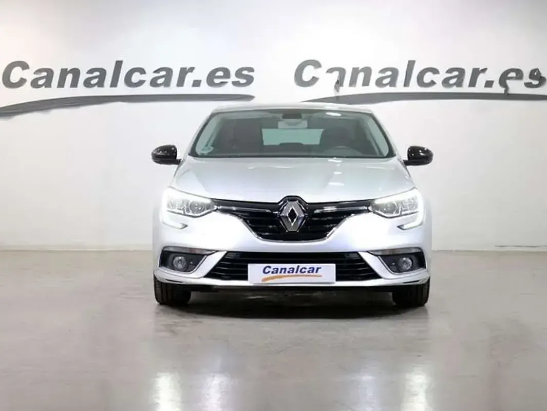 Usado Renault Mégane LIMITED 116 CV (85 kW) 2020 Gris Berlina