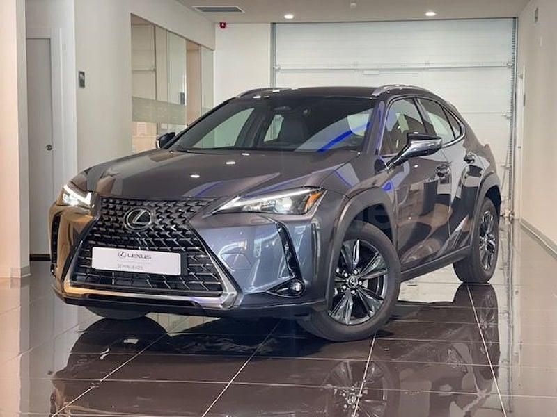 Usado Lexus UX 199 CV (146 kW) 2025 Gris / plata SUV