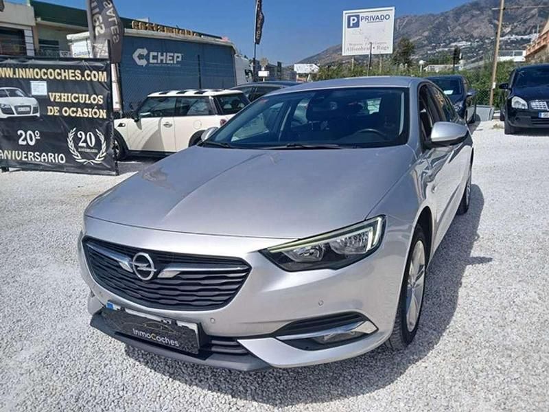 Gris Usado 2017 Opel Insignia Excellence Berlina | 9999 € (Precio justo) - Imagen 1/4