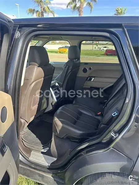 Usado Land Rover Range Rover HSE Dynamic 340 CV (250 kW) 2016 Gris / plata SUV