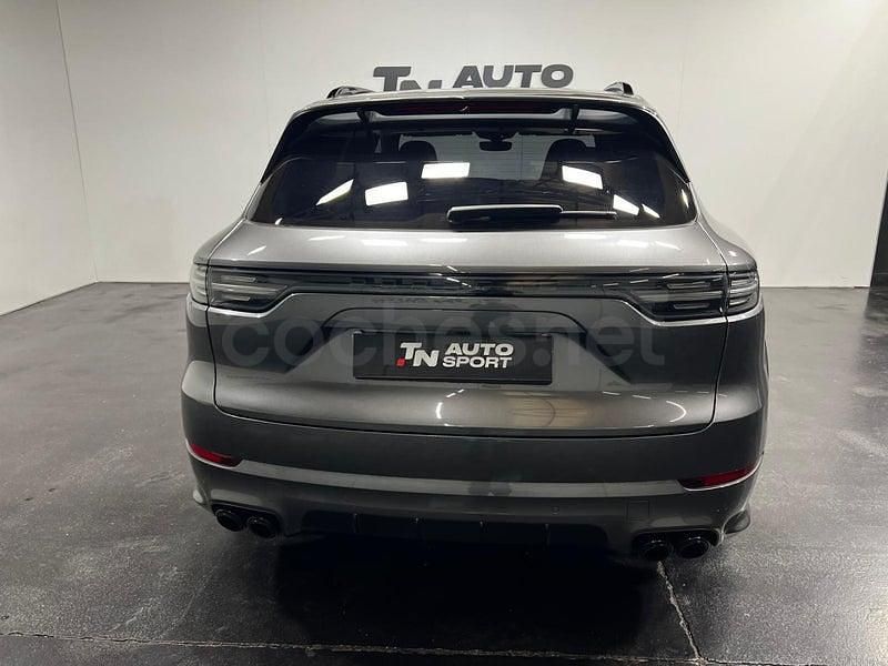 Usado Porsche Cayenne GTS 460 CV (338 kW) 2020 Gris / plata SUV