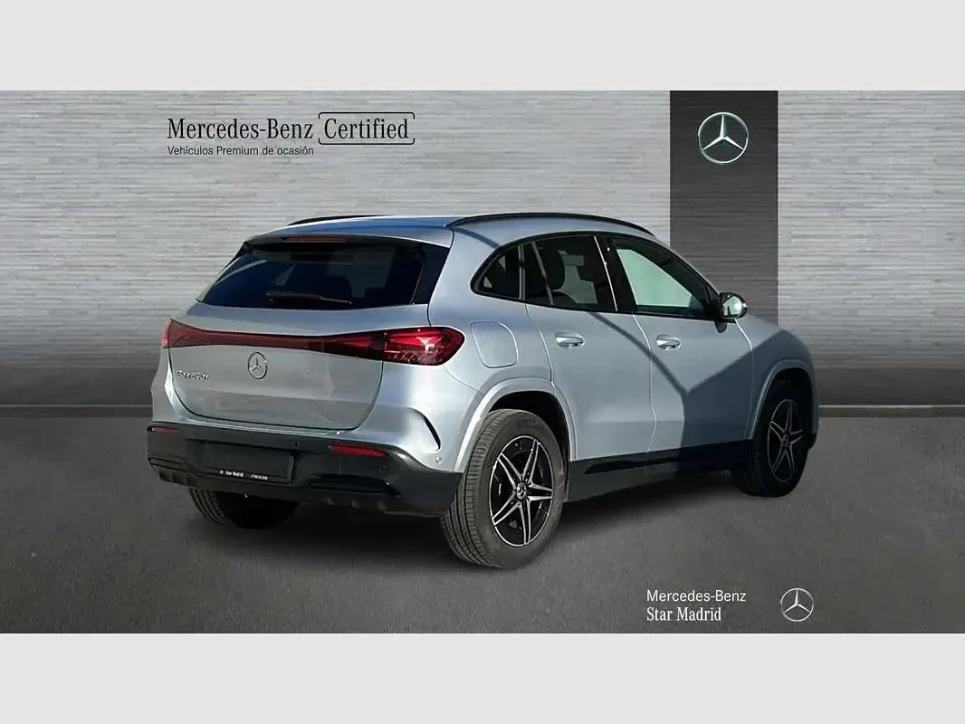 Usado Mercedes EQA250+ 139 kW (190 CV) 2025 Plateado SUV