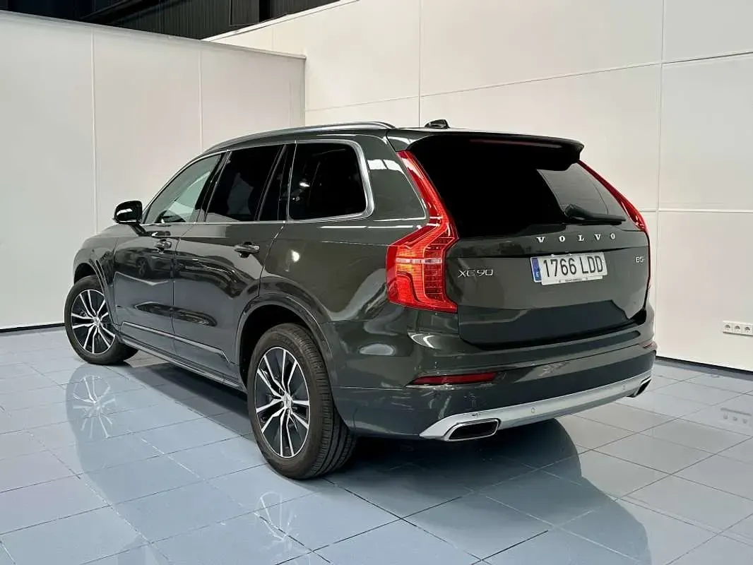 Usado Volvo XC90 Business Edition 235 CV (172 kW) 2019 Gris SUV