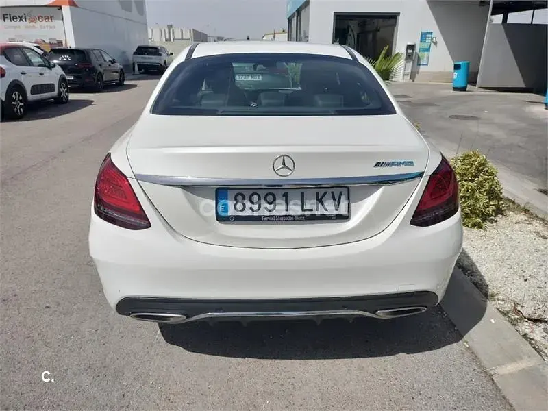Usado Mercedes C180 156 CV (114 kW) 2019 Blanco Berlina