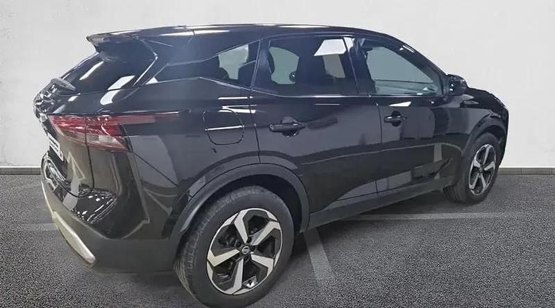 Usado Nissan Qashqai N-Connecta 140 CV (102 kW) 2022 Midnight black (metalizado) SUV
