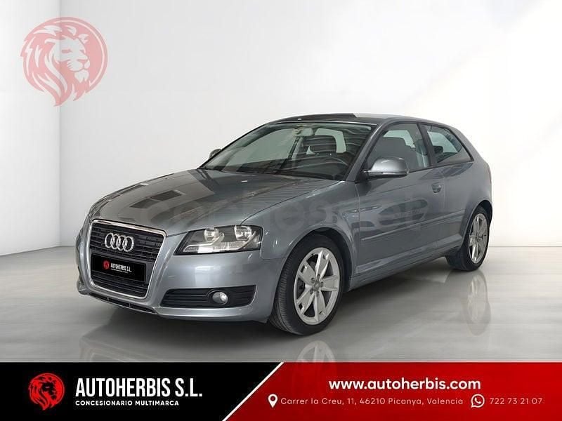 Usado Audi A3 Attraction 140 HP (102 kW) 2012 Azul Citadino