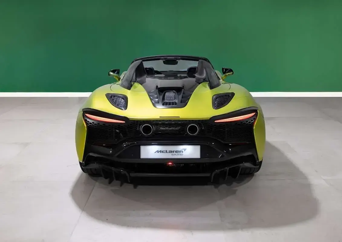 Usado McLaren Artura 700 CV (514 kW) 2025 Verde Descapotable