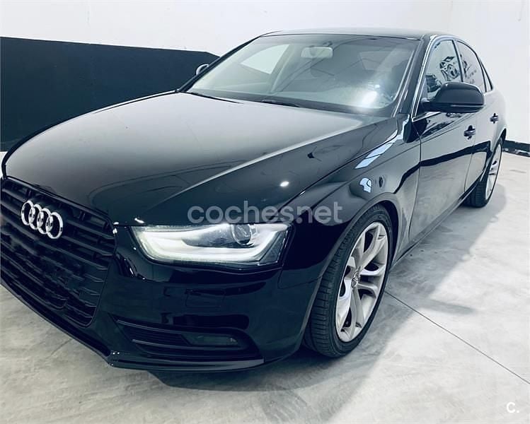 Usado Audi A4 143 CV (105 kW) 2010 Negro Berlina