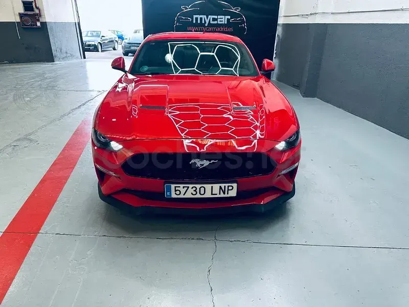 Usado Ford Mustang GT Fastback 450 CV (330 kW) 2021 Rojo Coupe