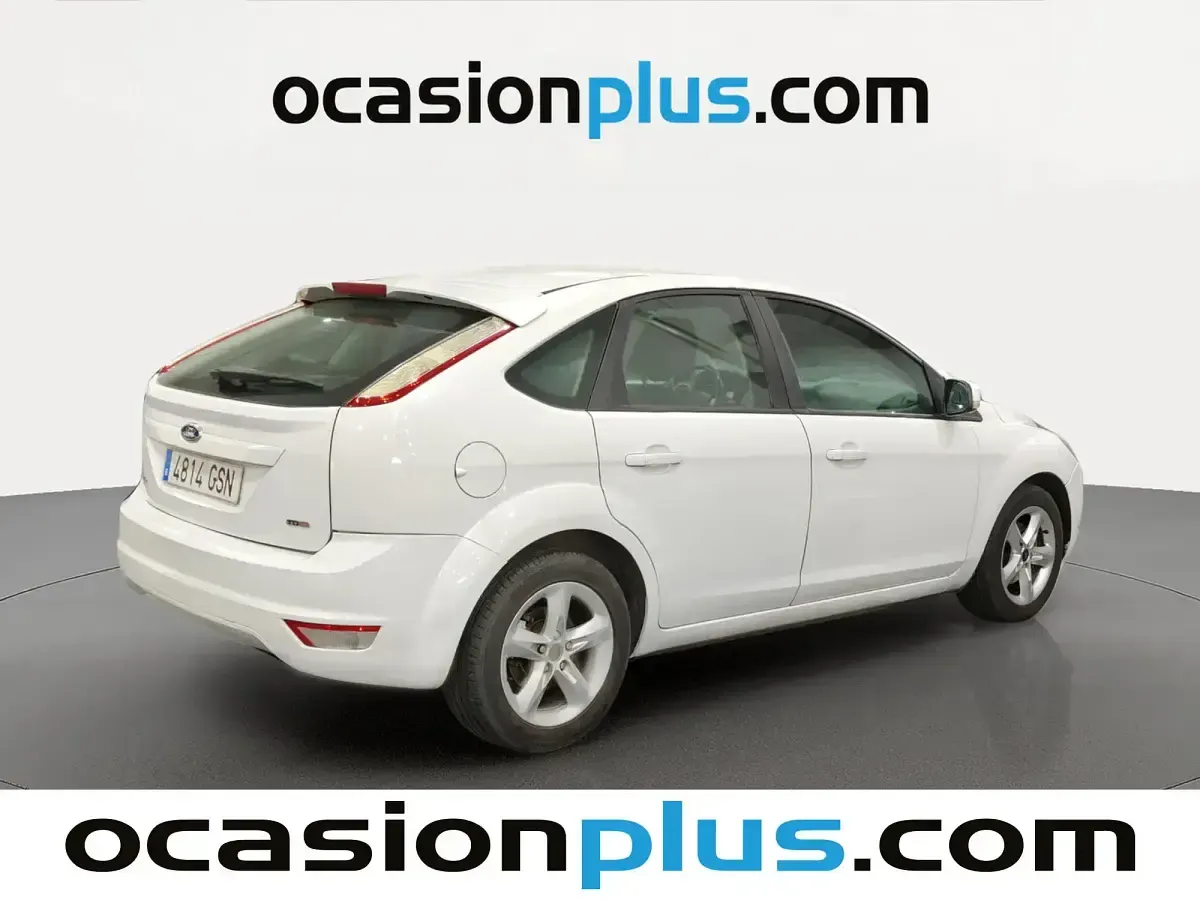 Käytetty Ford Focus Trend 109 HP (80 kW) 2009 Valkoinen Viistoperä