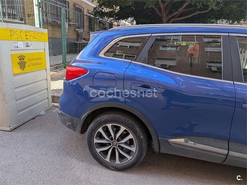 Usado Renault Kadjar Zen 140 CV (102 kW) 2021 Azul SUV