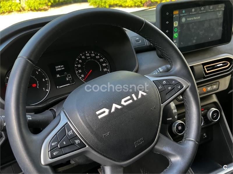 Verde Usado 2023 Dacia Jogger Extreme Familiar | 17.500 € (Precio justo) - Imagen 1/4