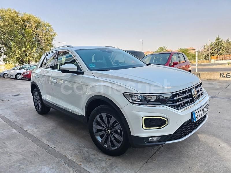 Blanco Usado 2020 VW T-Roc Sportline SUV | 22.975 € (Un poco caro) - Imagen 1/4
