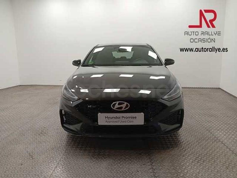 Usado Hyundai i30 N Line 100 CV (73 kW) 2025 Gris / plata Berlina