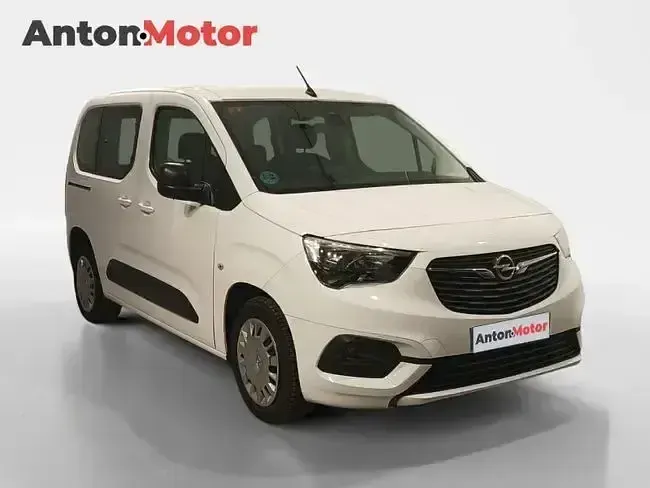 Usado Opel Combo Edition 102 CV (75 kW) 2021 Blanco Monovolumen