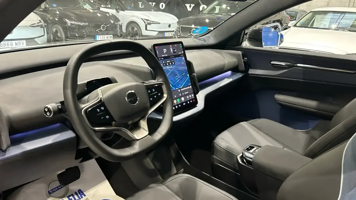 Usado Volvo EX30 Ultra 200 kW (272 CV) 2024 SUV