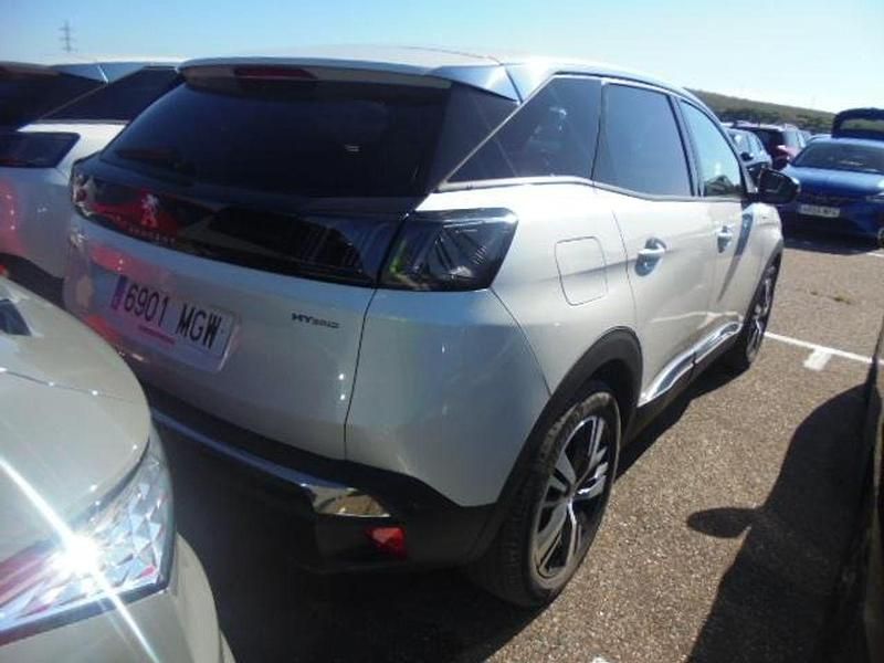 Usado Peugeot 3008 Allure 225 CV (165 kW) 2023 Blanco SUV