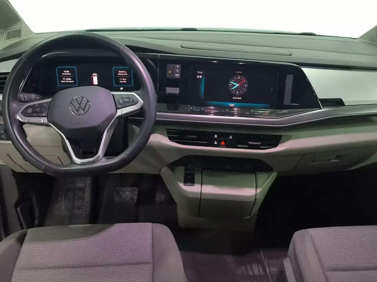 Usado VW Multivan 150 CV (110 kW) 2025 Monovolumen