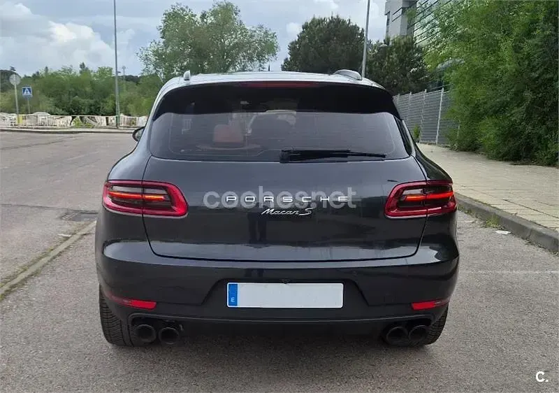 Używany Porsche Macan S 258 KM (189 kW) 2017 Szary SUV