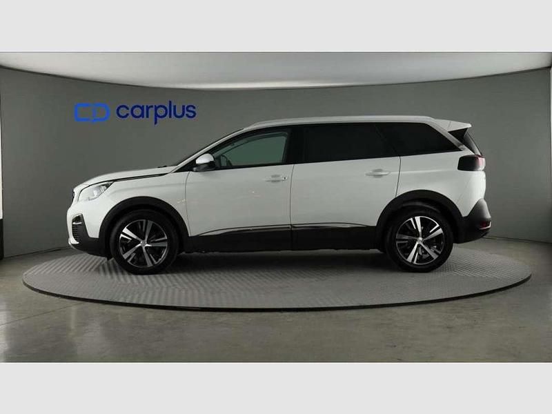 Usado Peugeot 5008 Allure 131 CV (96 kW) 2020 Blanco SUV