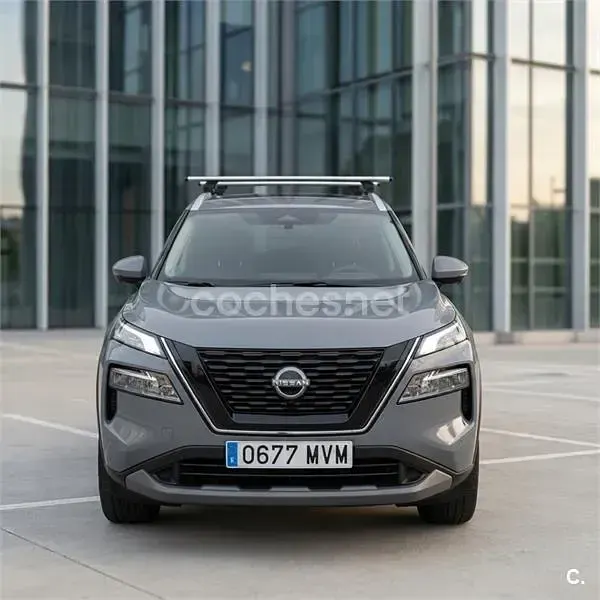 Usado Nissan X-Trail N-Connecta 204 CV (150 kW) 2024 Gris / plata SUV