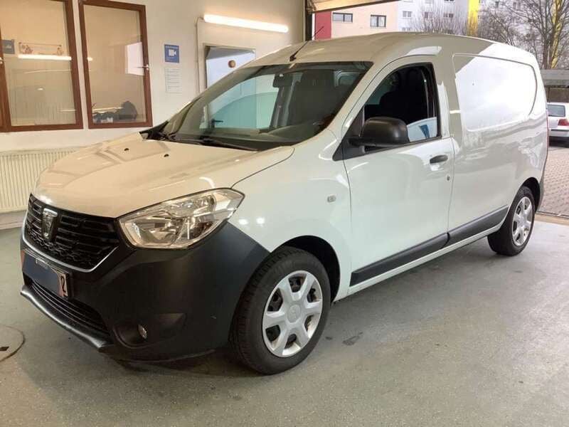 Blanco Usado 2013 Dacia Dokker Ambiance Van | 6000 € - Imagen 1/4