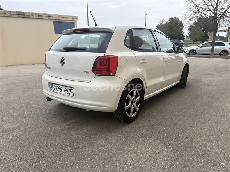 Usado VW Polo Advance 90 CV (66 kW) 2011 Blanco Utilitario