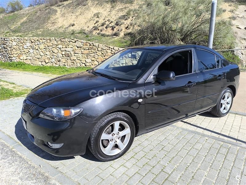 Usado Mazda 3 Active 105 HP (77 kW) 2006 Preto Sedan