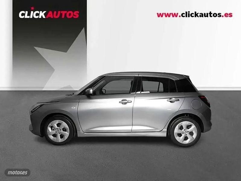 Usado Suzuki Swift 83 CV (61 kW) 2025 Plateado Utilitario