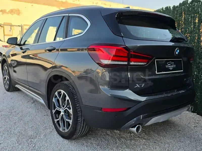 Usado BMW X1 xLine 190 CV (139 kW) 2020 Gris / plata SUV